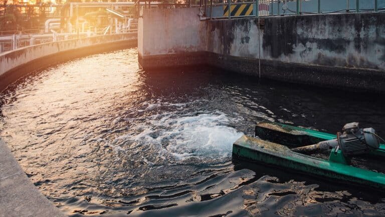 Tratamento de água e esgoto