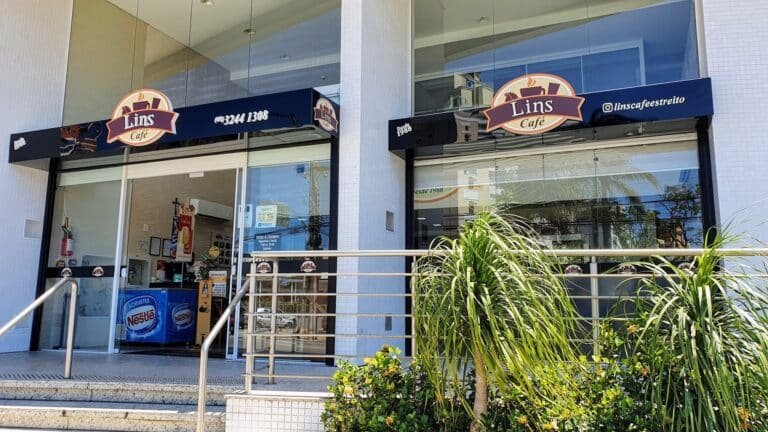 lins cafe 1 768x432