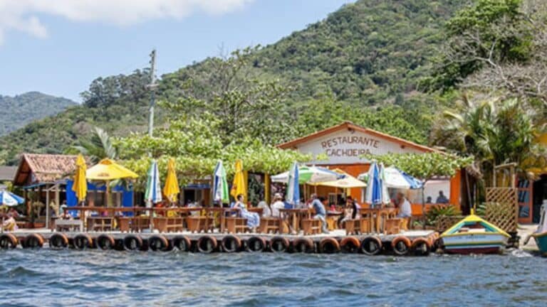 restaurante cachoeira 1 768x432