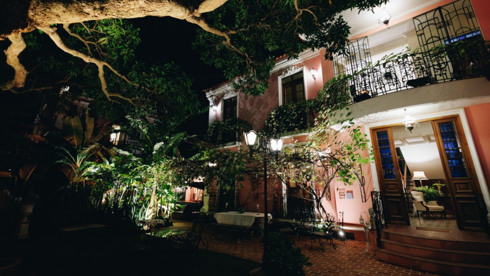 Barra Da Lagoa: História, Canal E Praia Ideal Para Famílias 1 02 1